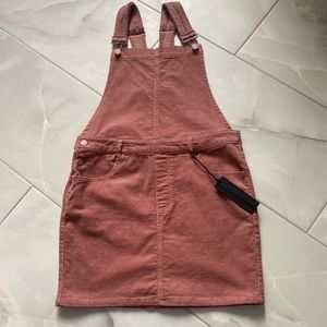 Black Label Overall Corduroy Skirt